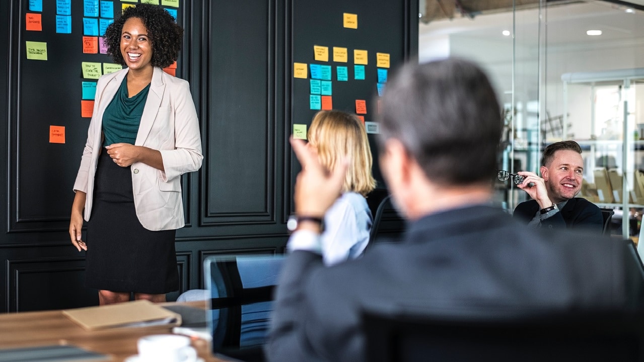 How to Be a Leader Who Earns Respect from Colleagues
