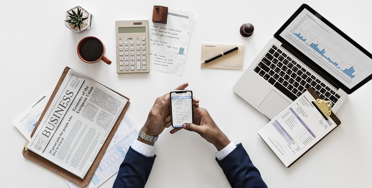 Start taking seriously the way you plan and perform your calls. If you do it right this can be a source of trust, profit and customer retention