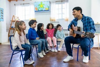 Flexible Jobs UK This Season: From Babysitting to Tutoring